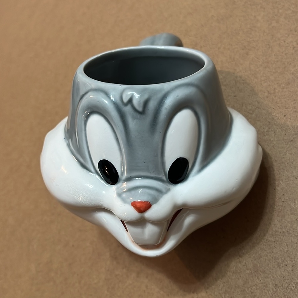 Bugs Bunny Mug - Picture 2 of 8